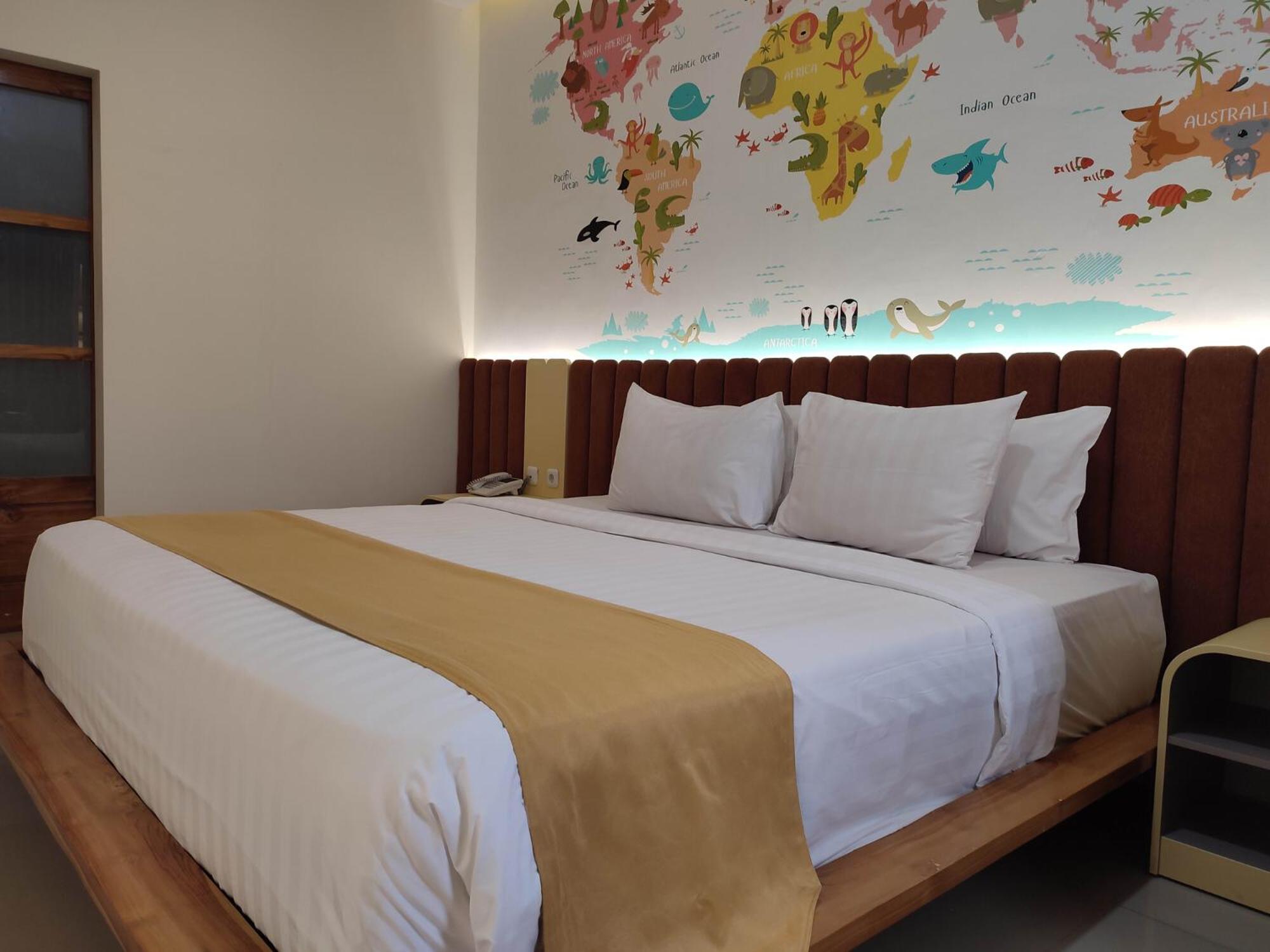 Luminor Hotel Banyuwangi By Wh Kültér fotó