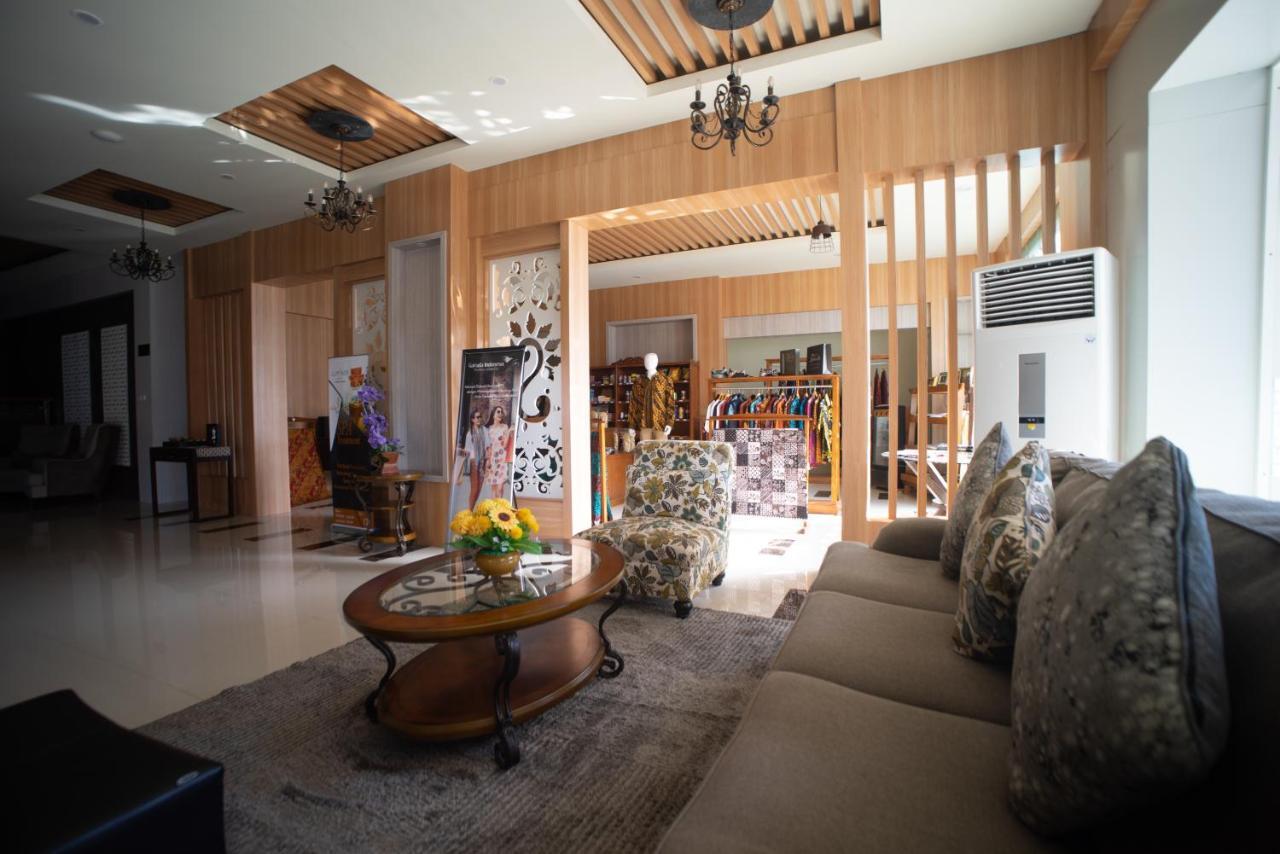 Luminor Hotel Banyuwangi By Wh Kültér fotó
