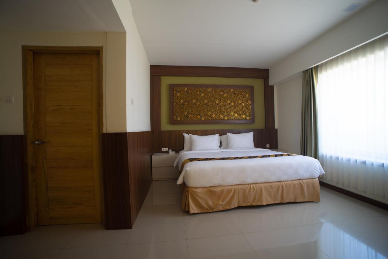 Luminor Hotel Banyuwangi By Wh Kültér fotó